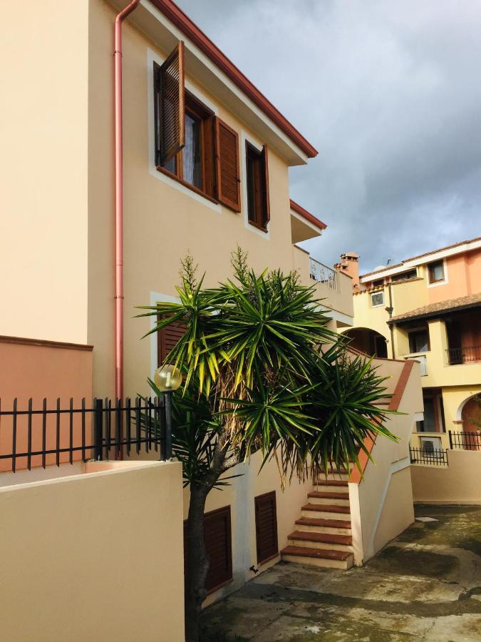 Apartamento Domo Mea Villasimius Exterior foto